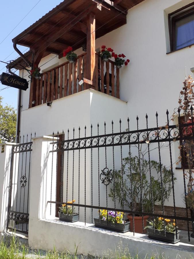 R-house Apartment *