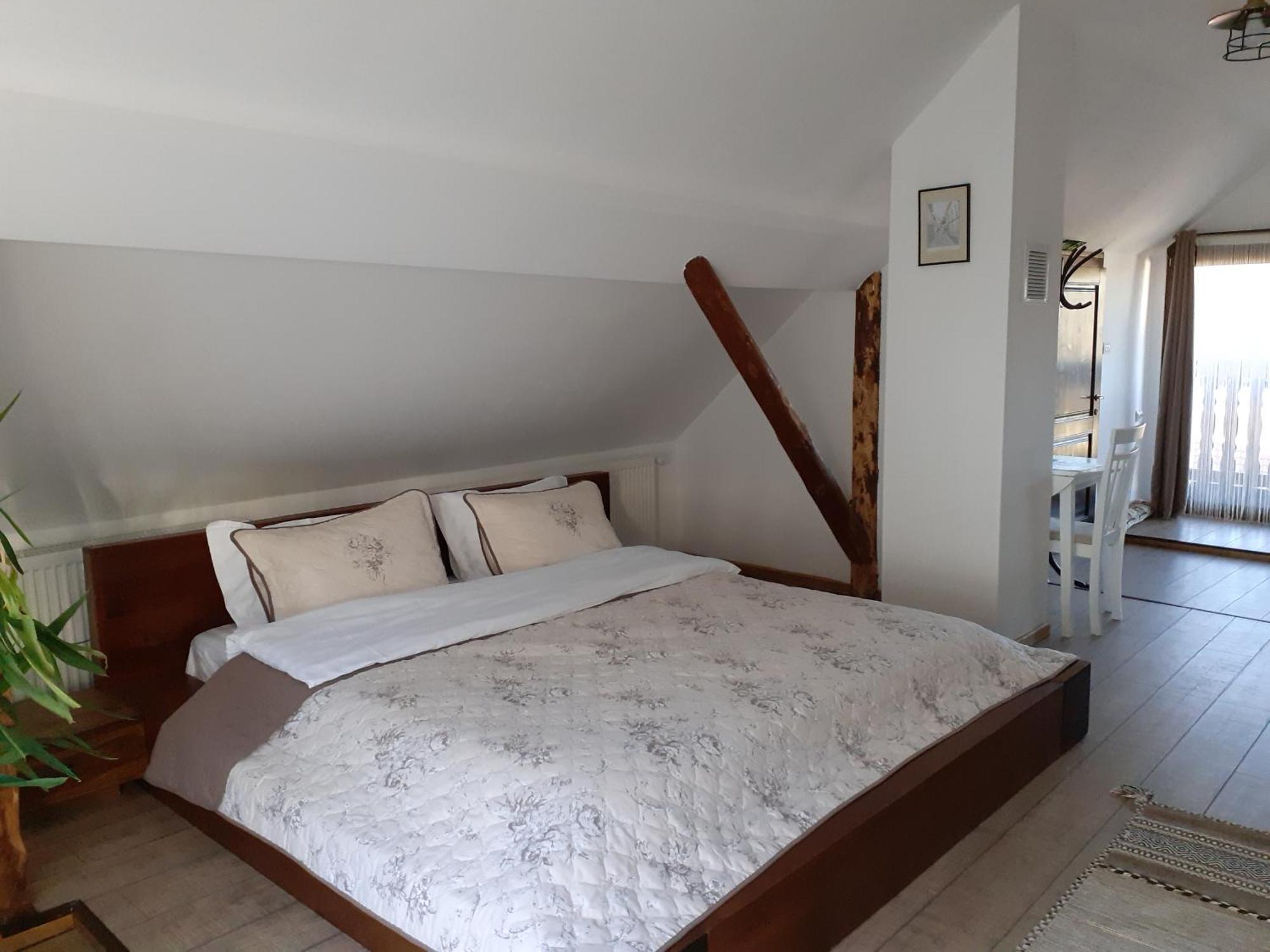 R-house Apartment Brașov